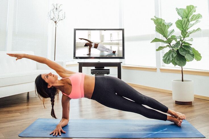 side plank for slimming hips and abdomen